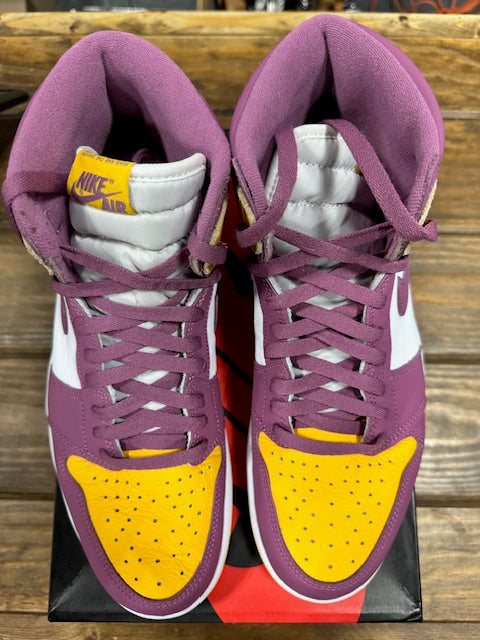 Jordan 1 Retro High OG Brotherhood - Size 12 (Pre-Owned)