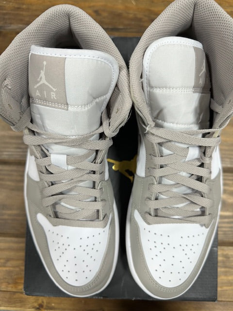 Jordan 1 Mid Linen - Size 10 (Pre-Owned)