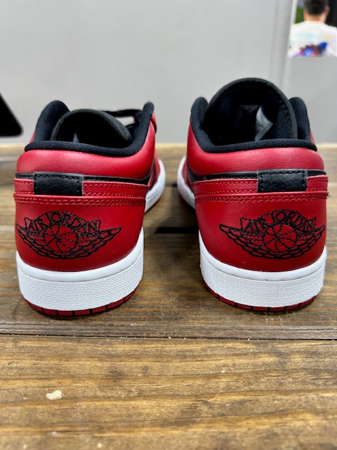 Jordan 1 Low Reverse Bred - Size 10 (Pre-Owned - No Box)