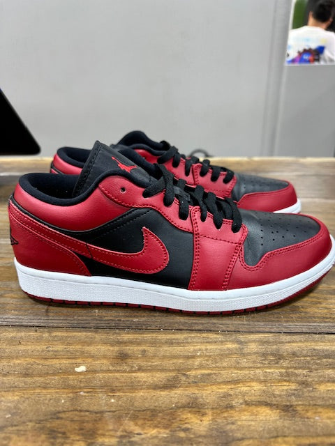 Jordan 1 Low Reverse Bred - Size 10 (Pre-Owned - No Box)