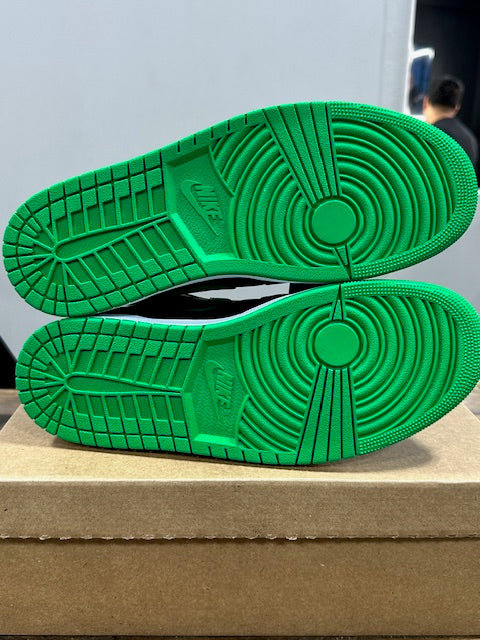Jordan 1 Low Lucky Green - Size 11 (New - Replacement Box)