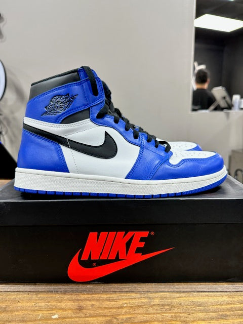 Jordan 1 Retro High Game Royal - Size 11 (Pre-Owned)