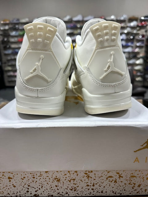 Jordan 4 Retro Metallic Gold (W) - Size 10W (Pre-Owned)