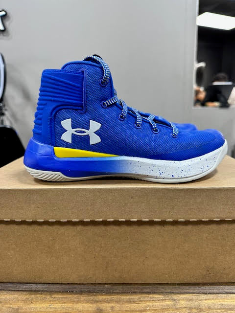 Under Armour Stephen Curry 3zero - Size 4Y (Pre-Owned - Replacement Box)
