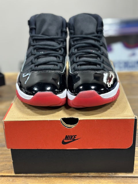 Jordan 11 Retro Playoffs Bred (2019) - Size 10.5M (Pre-Owned)