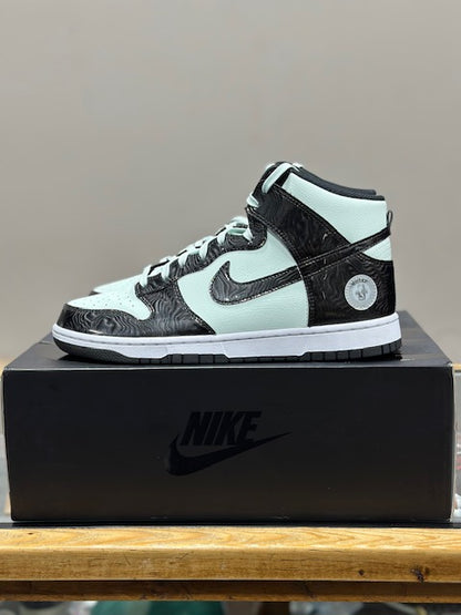 Nike Dunk High SE All-Star (2021) - Size 10M (Pre-Owned)