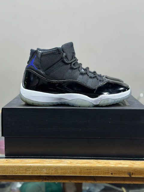 Jordan 11 Retro Space Jam (2016) - Size 10.5M (Pre-Owned)