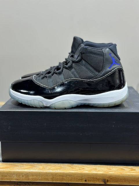 Jordan 11 Retro Space Jam (2016) - Size 10.5M (Pre-Owned)