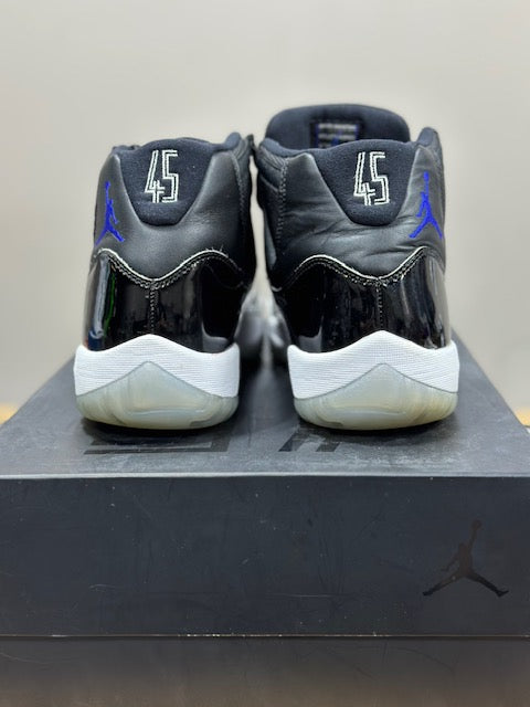 Jordan 11 Retro Space Jam (2016) - Size 10.5M (Pre-Owned)