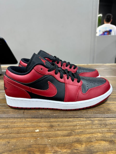 Jordan 1 Low Reverse Bred - Size 10 (Pre-Owned - No Box)