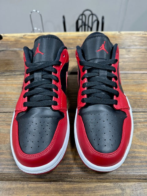 Jordan 1 Low Reverse Bred - Size 10 (Pre-Owned - No Box)