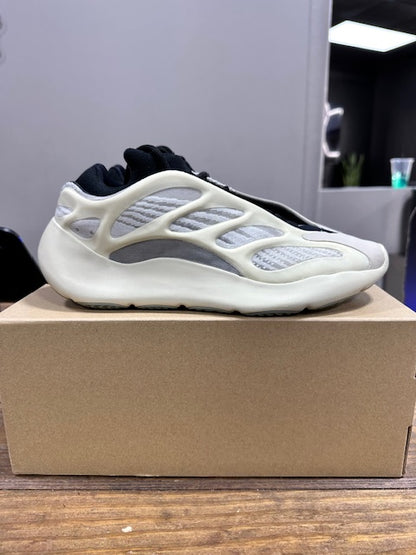 adidas Yeezy 700 V3 Azael - Size 9.5 (Pre-Owned)