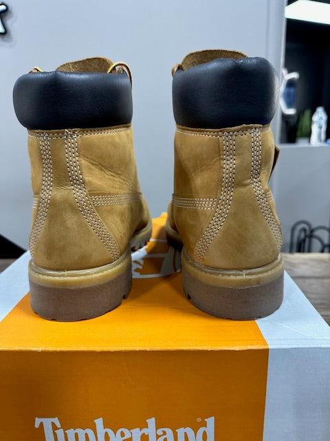 Timberland 6 Premium Waterproof Boots Wheat (Wide) - Size 8.5 (Pre-Owned)