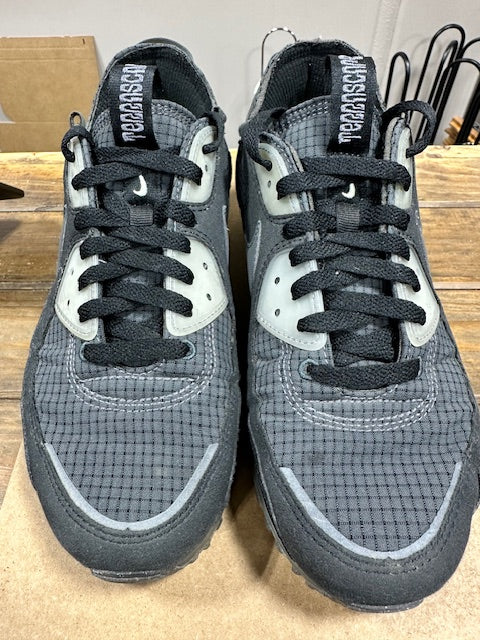Nike Air Max 90 Terrascape Black Lime Ice - Size 9.5 (Pre-Owned - Replacement Box)