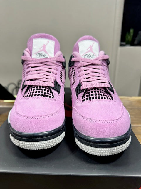 Jordan 4 Retro Orchid (W) - Size 7W (Pre-Owned)