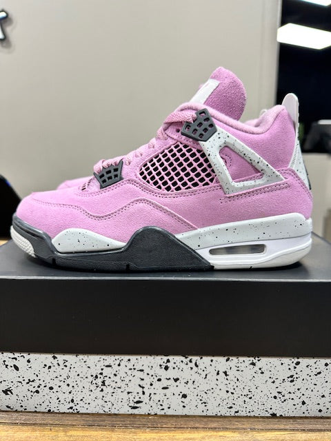 Jordan 4 Retro Orchid (W) - Size 7W (Pre-Owned)