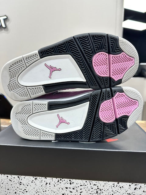 Jordan 4 Retro Orchid (W) - Size 7W (Pre-Owned)