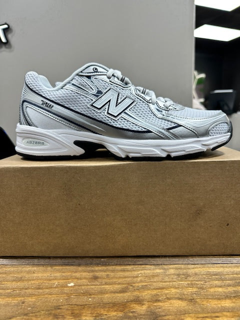 New Balance 740v2 White Shadow Grey Navy - Size 10.5 (New - Replacement Box)