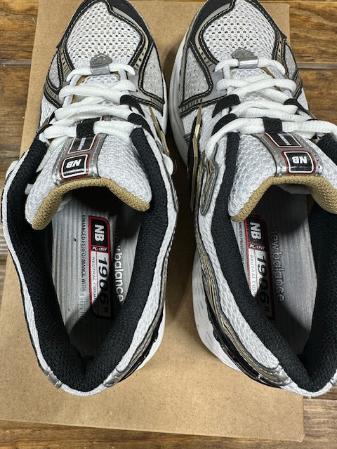 New Balance 1906R White Metallic Gold - Size 6 (New - Replacement Box)