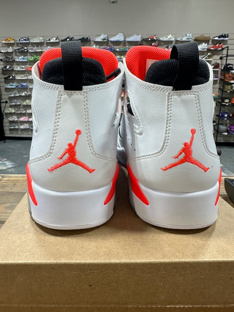 Jordan Flight Club 91 White Infrared - Size 11 (Pre-Owned - Replacement Box)