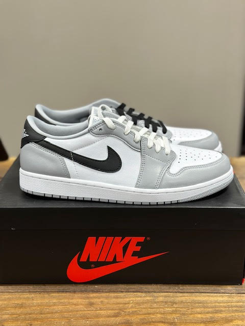 Air Jordan 1 Retro Low OG Barons (New - Replacement Box and Mismatch Laces)